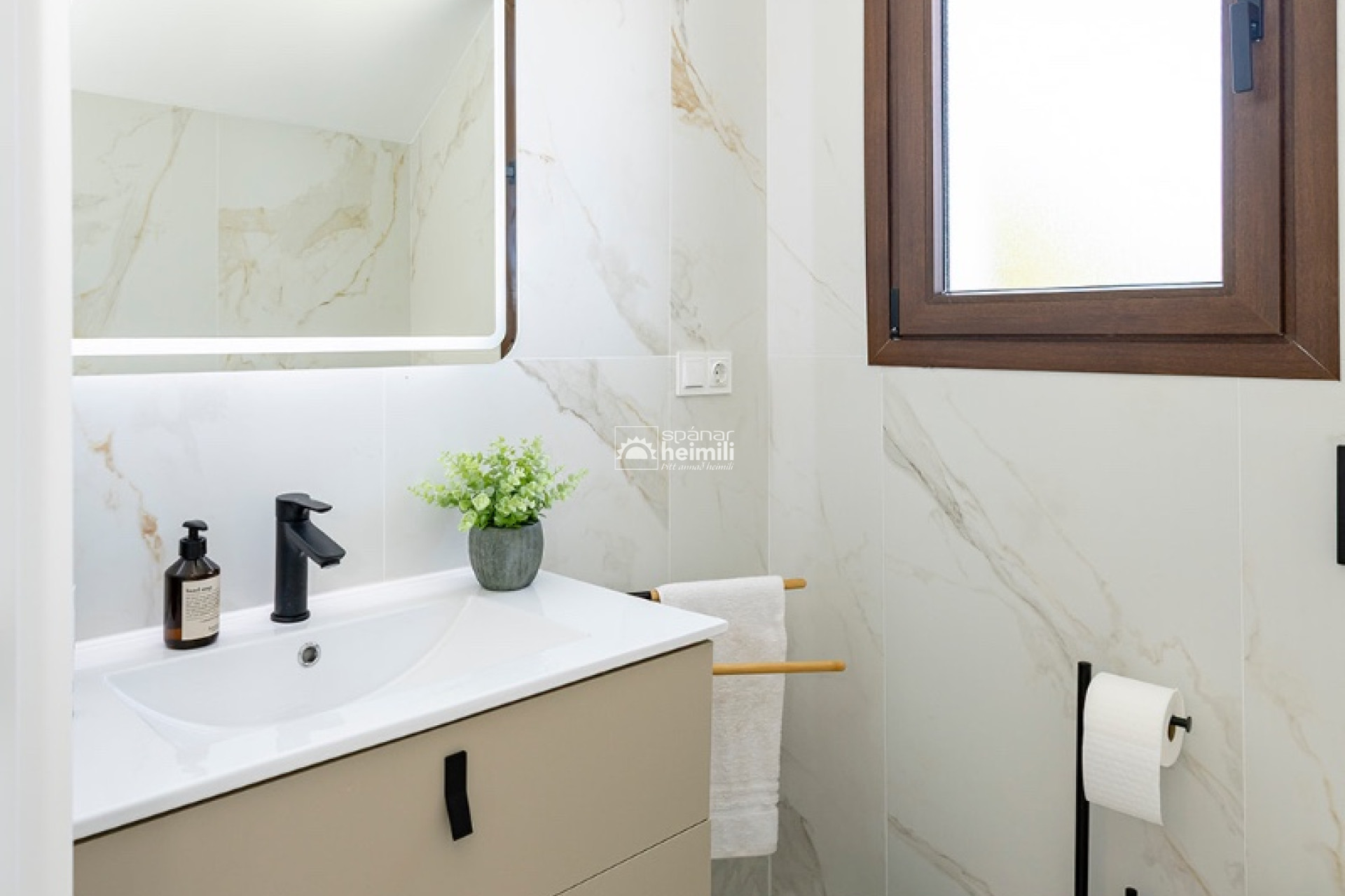 Obra nueva - Villa -
La Nucia/Polop - Polop 