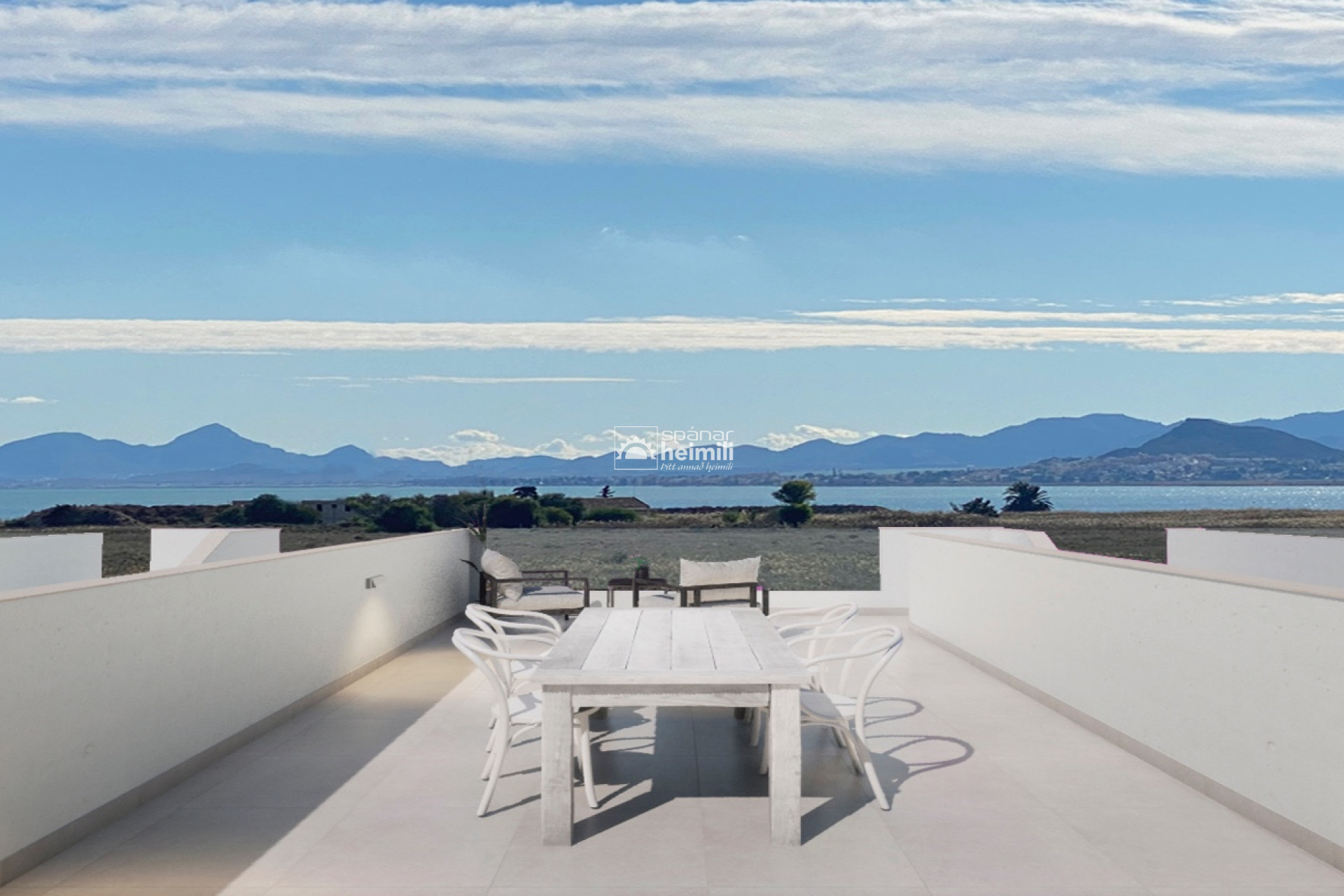 Obra nueva - Villa -
Los Alcazares