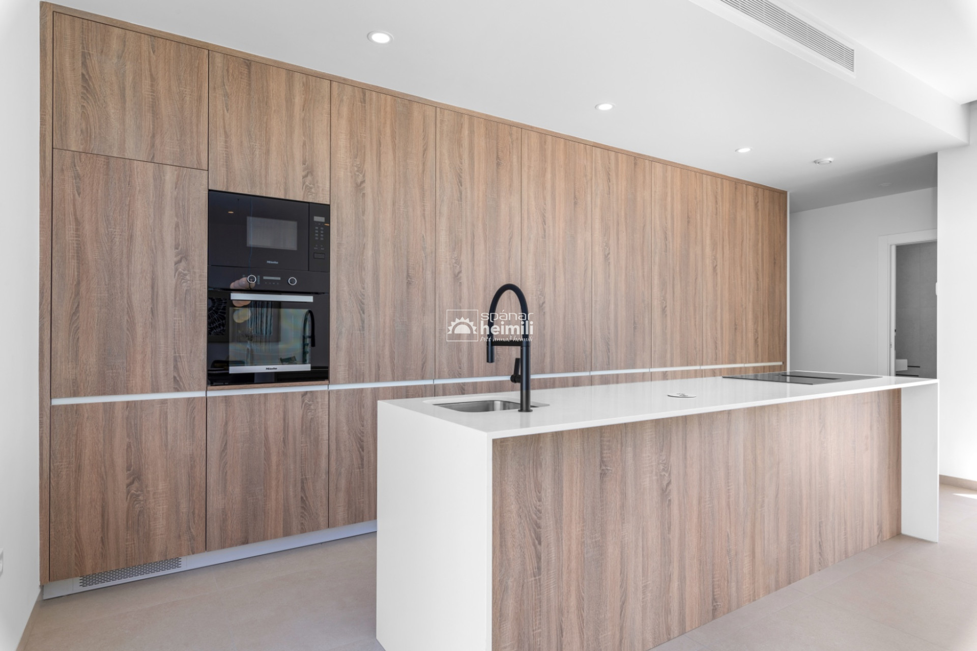 Obra nueva - Villa -
Los Alcazares