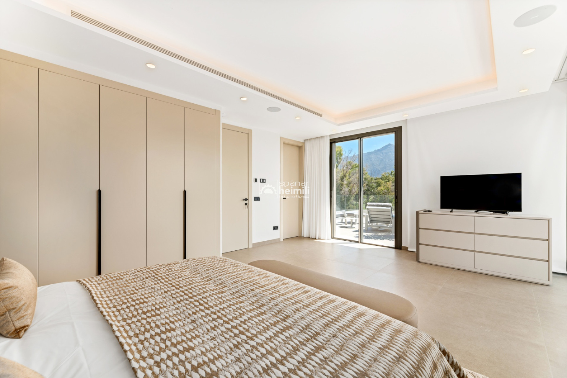 Obra nueva - Villa -
Malaga - Marbella