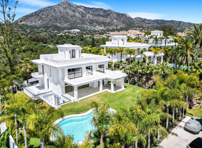 Obra nueva - Villa -
Malaga - Marbella
