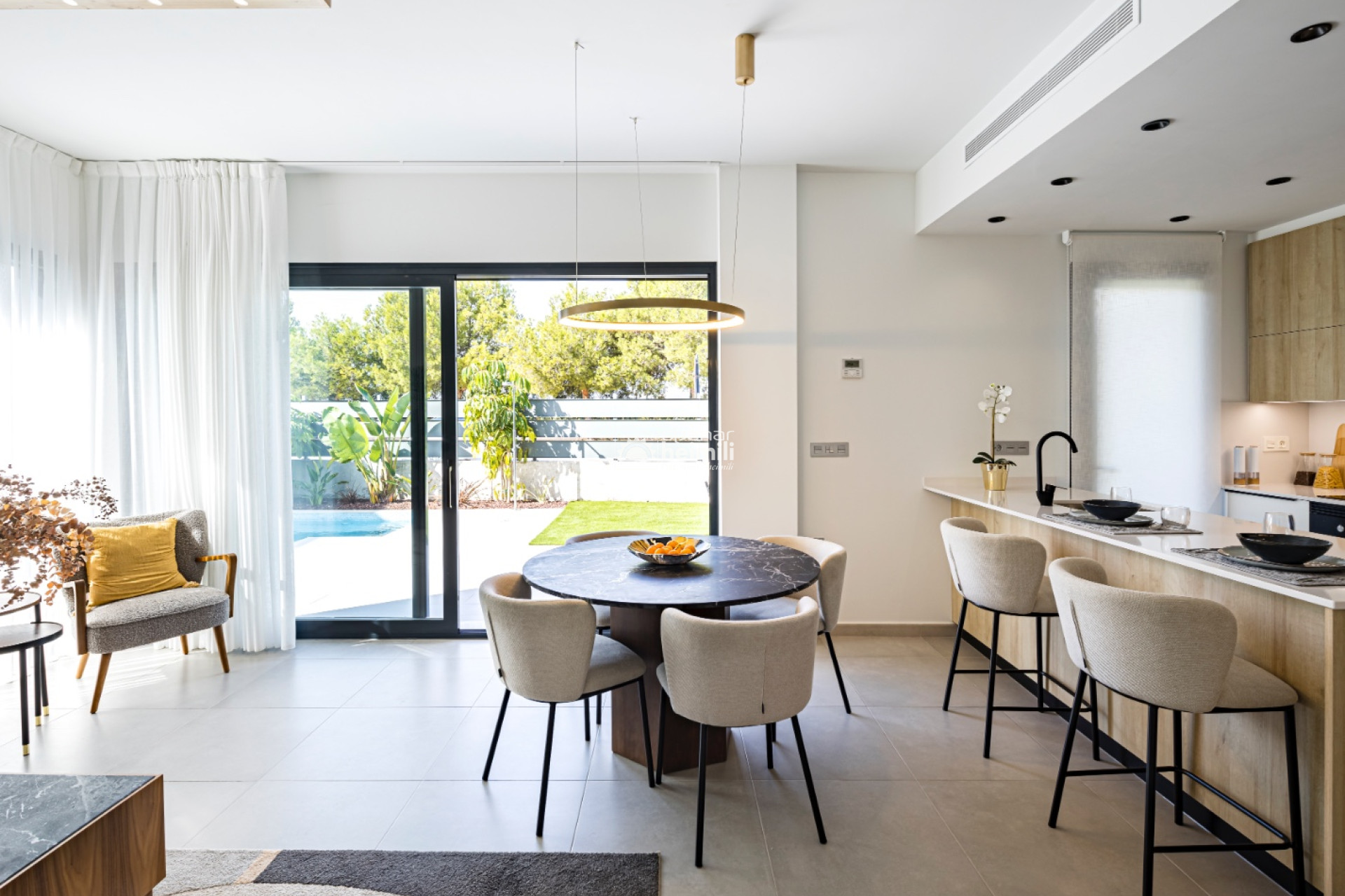 Obra nueva - Villa -
Roda Golf