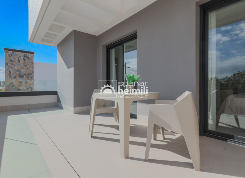 Obra nueva - Villa -
Santa Rosalia