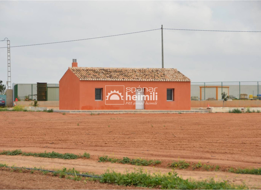 Odsprzedaż - Dom w stylu finca -
Cartagena