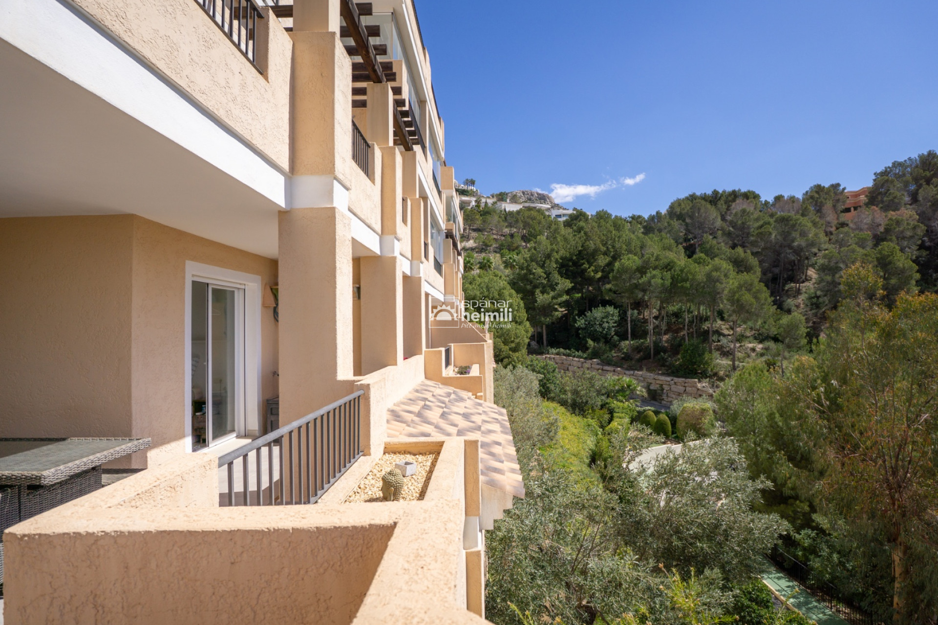 Odsprzedaż - Mieszkanie -
Albir, Alfaz / Altea - Altea