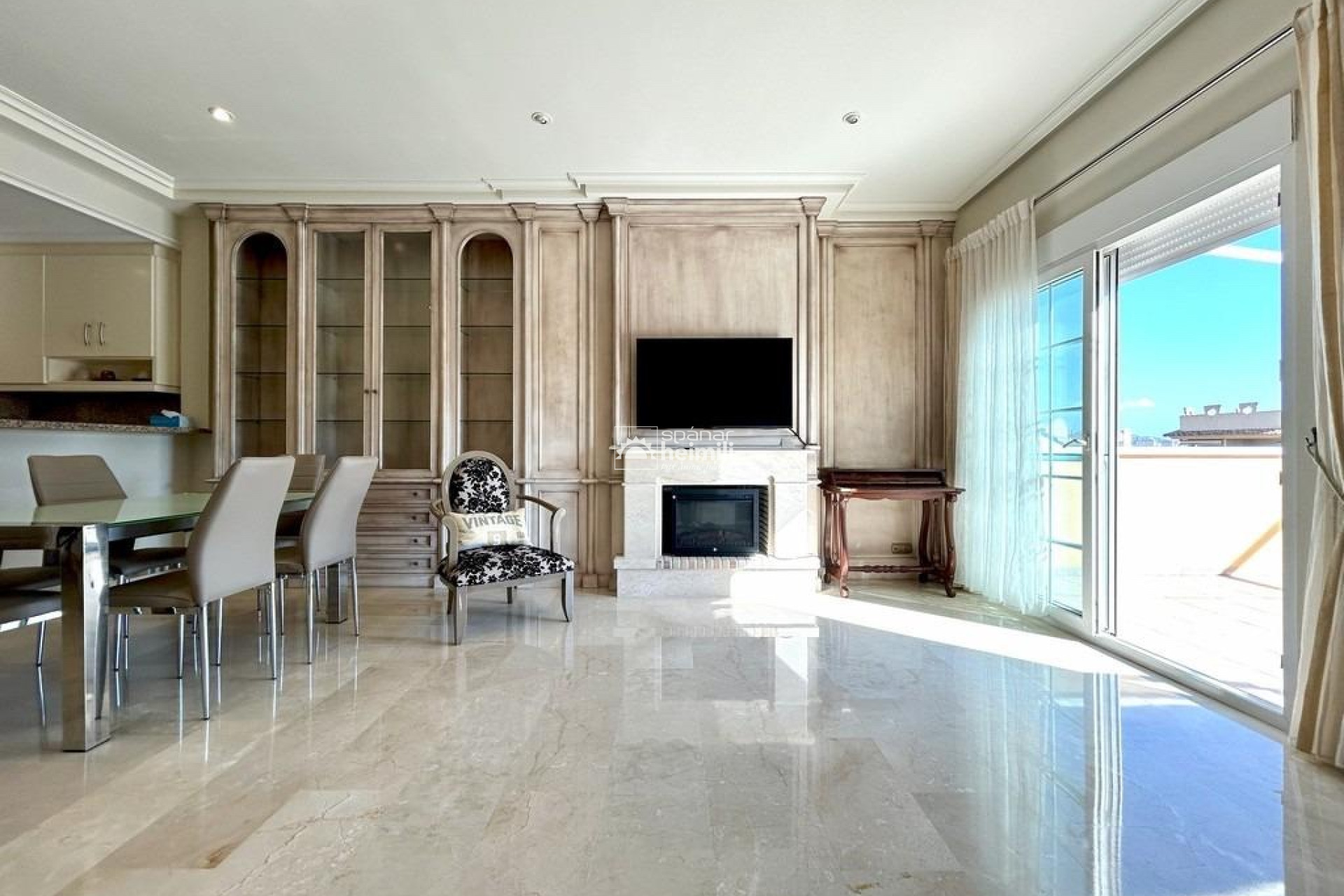 Odsprzedaż - Mieszkanie -
Cabo Roig