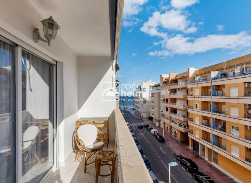 Odsprzedaż - Mieszkanie -
Torrevieja