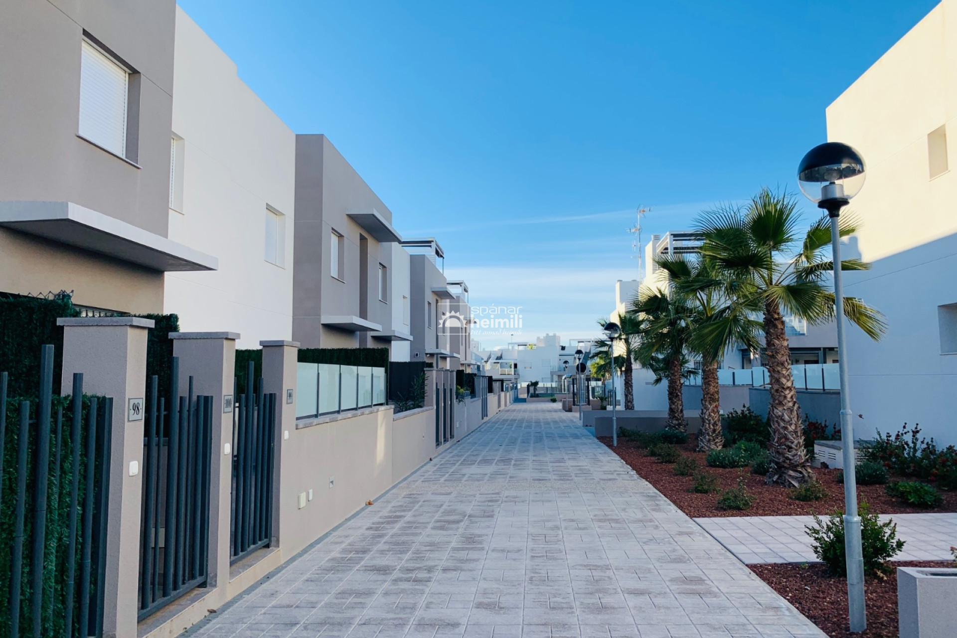 Odsprzedaż - Mieszkanie -
Torrevieja