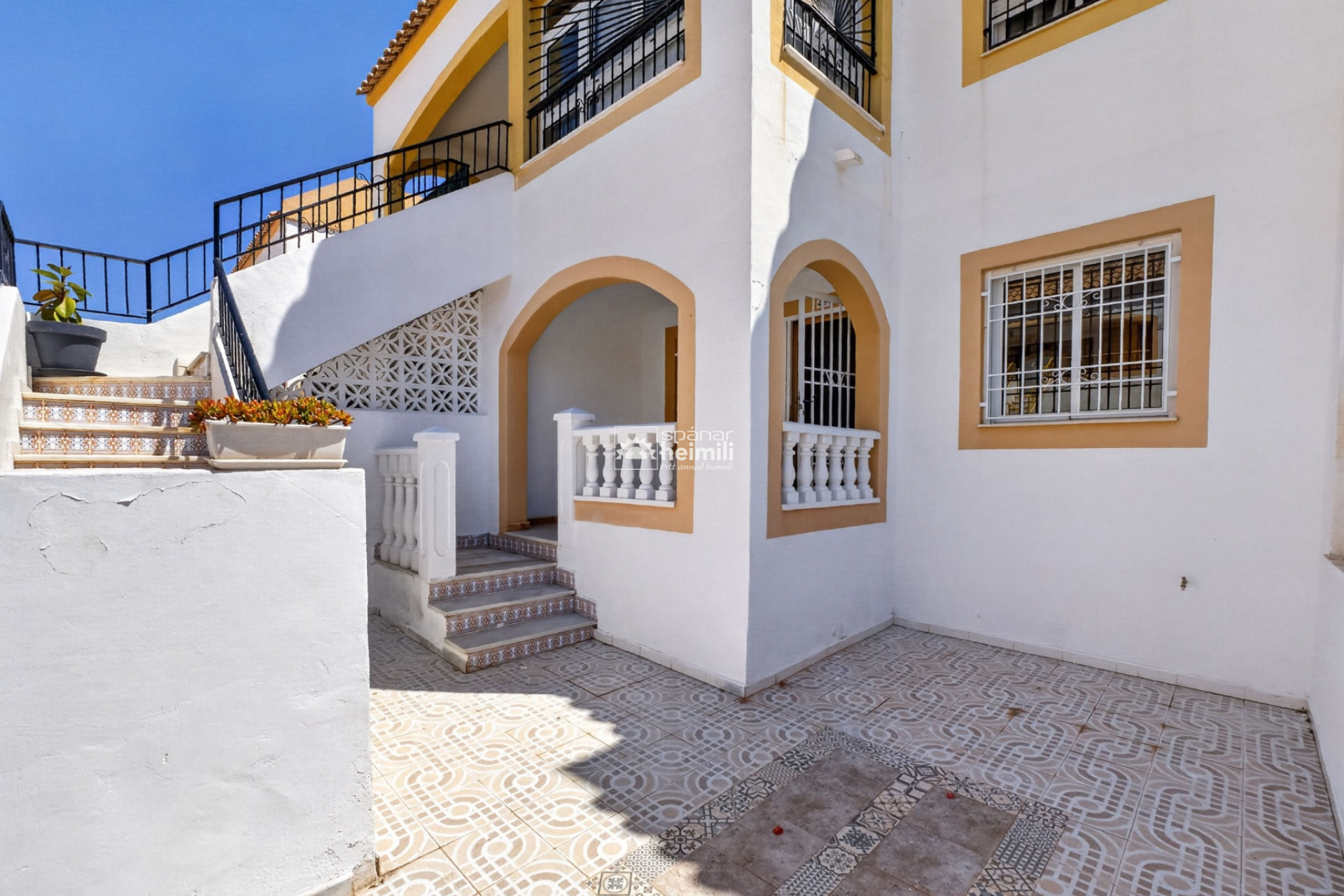 Odsprzedaż - Mieszkanie -
Torrevieja