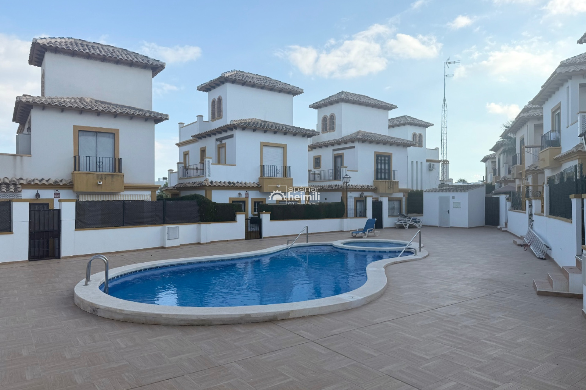 Odsprzedaż - Szeregowiec -
Cabo Roig