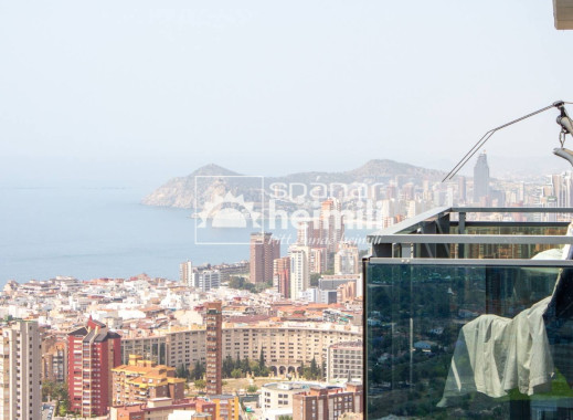 Penthouse - Herverkoop -
            Benidorm - 2259