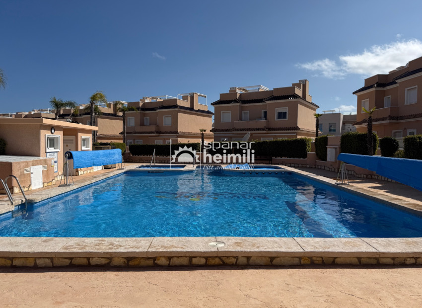 Resale - Apartment -
Cabo Roig