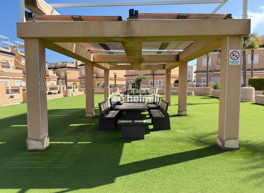 Resale - Apartment -
Cabo Roig