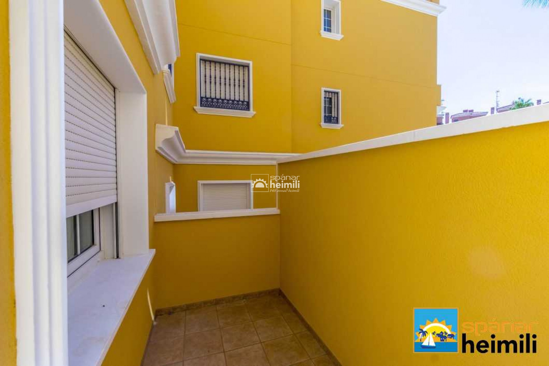 Resale - Apartment -
Cabo Roig