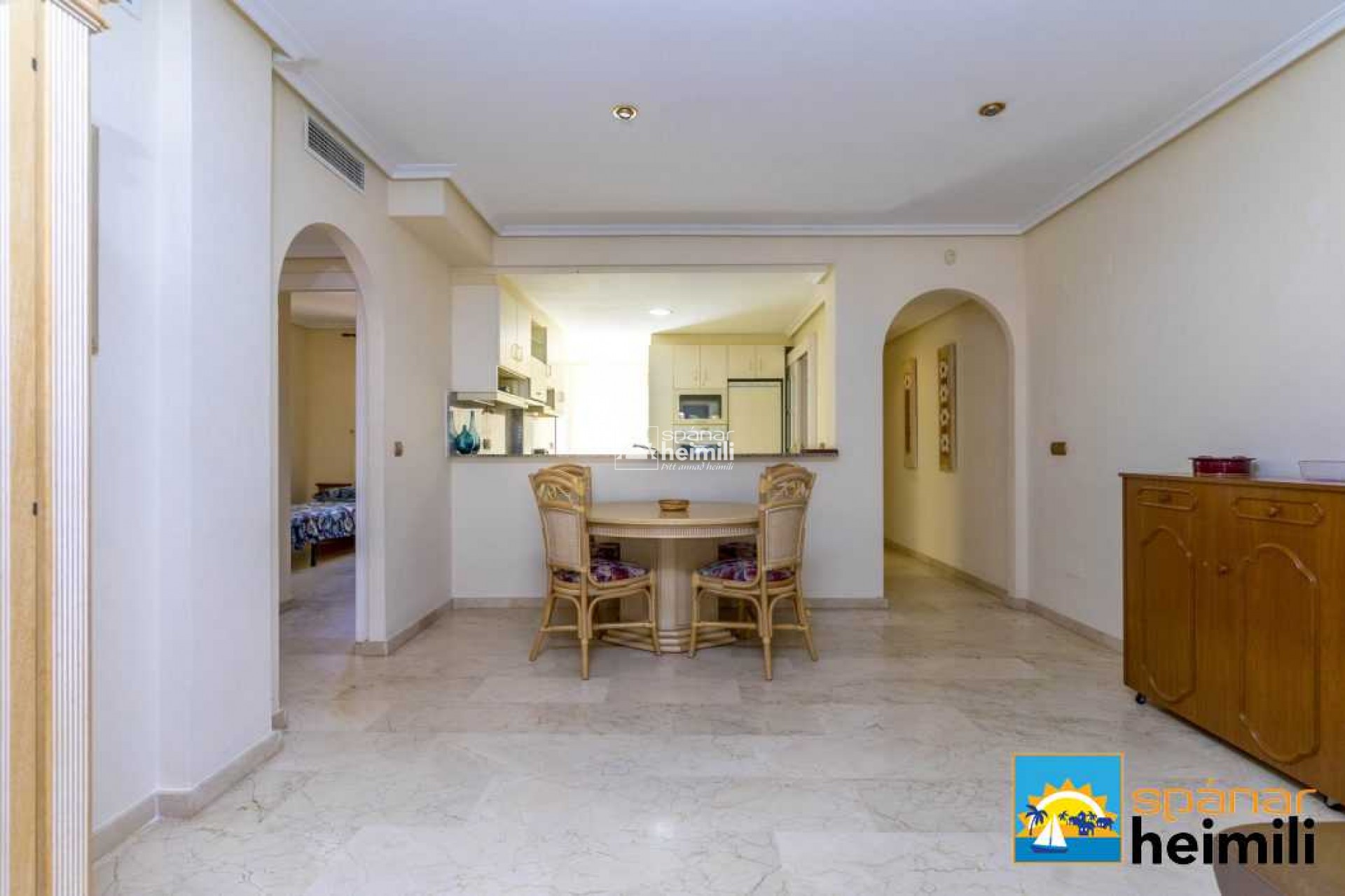 Resale - Apartment -
Cabo Roig