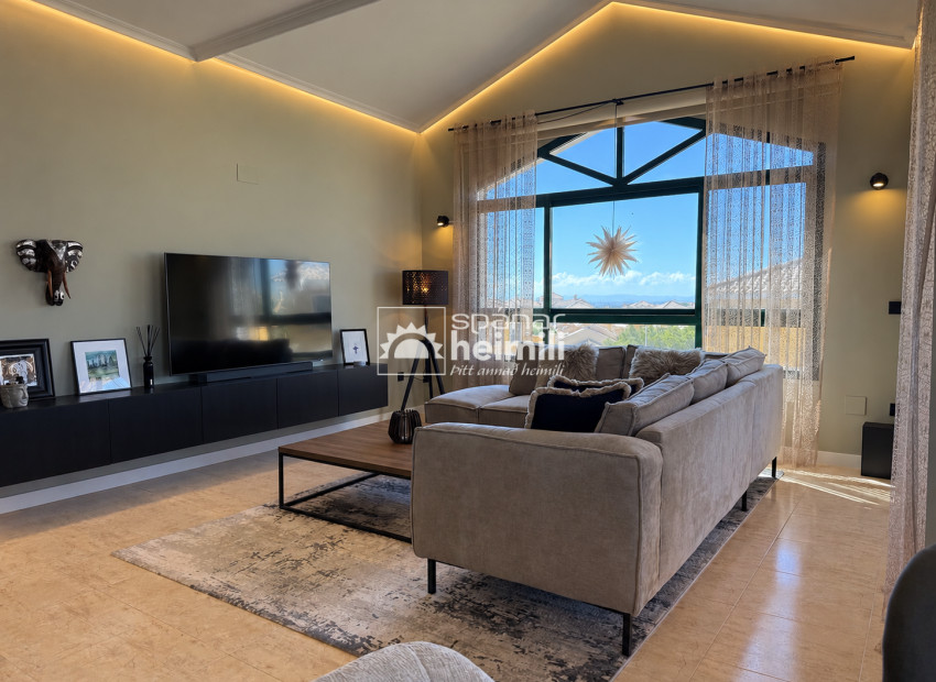 Resale - Apartment -
Campoamor/Las Ramblas