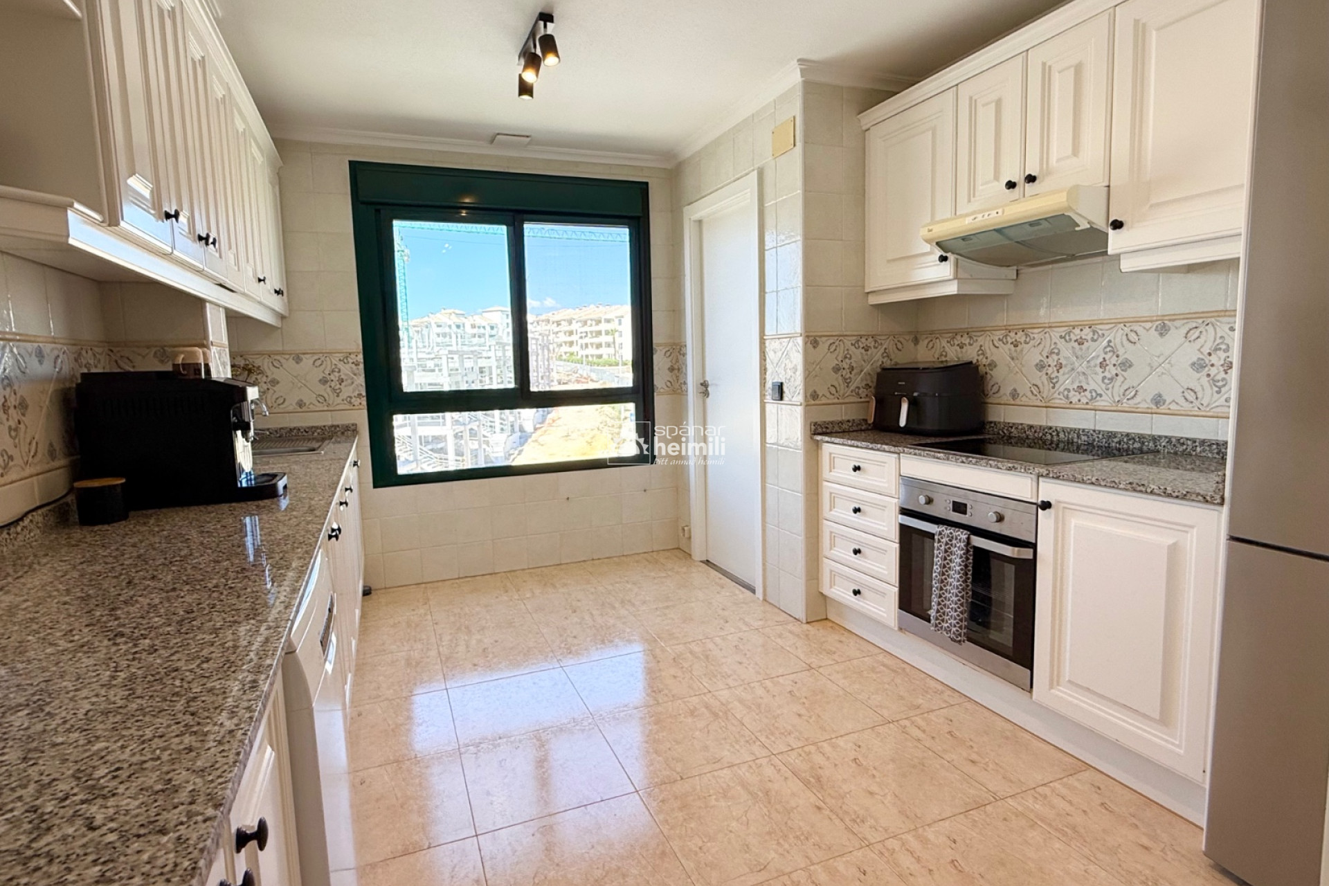 Resale - Apartment -
Campoamor/Las Ramblas