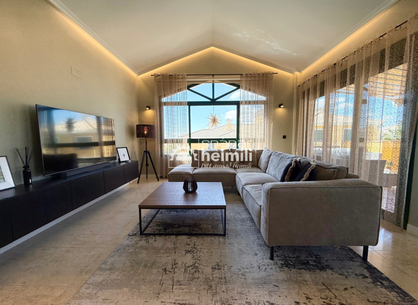 Resale - Apartment -
Campoamor/Las Ramblas