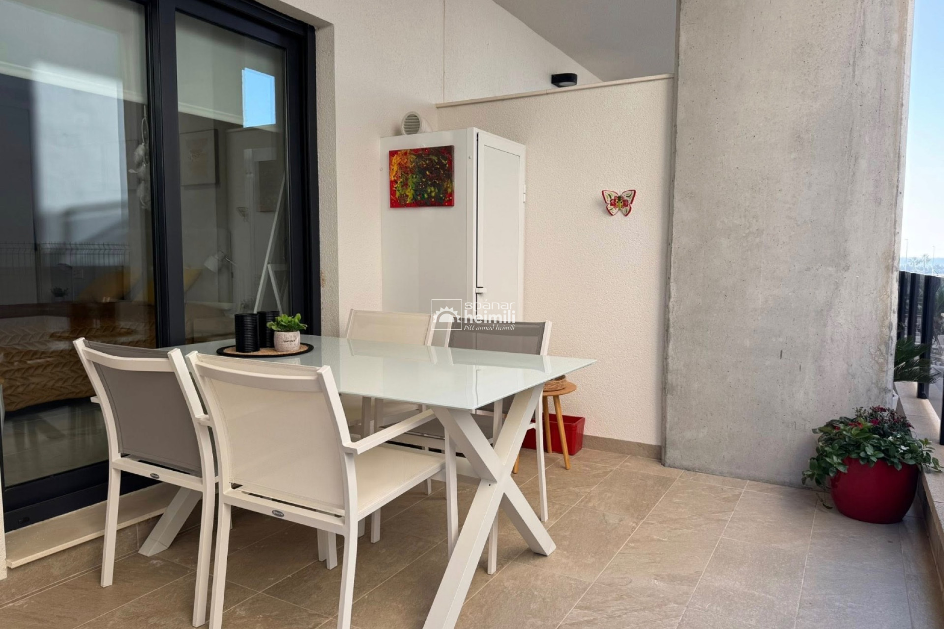 Resale - Apartment -
El Raso
