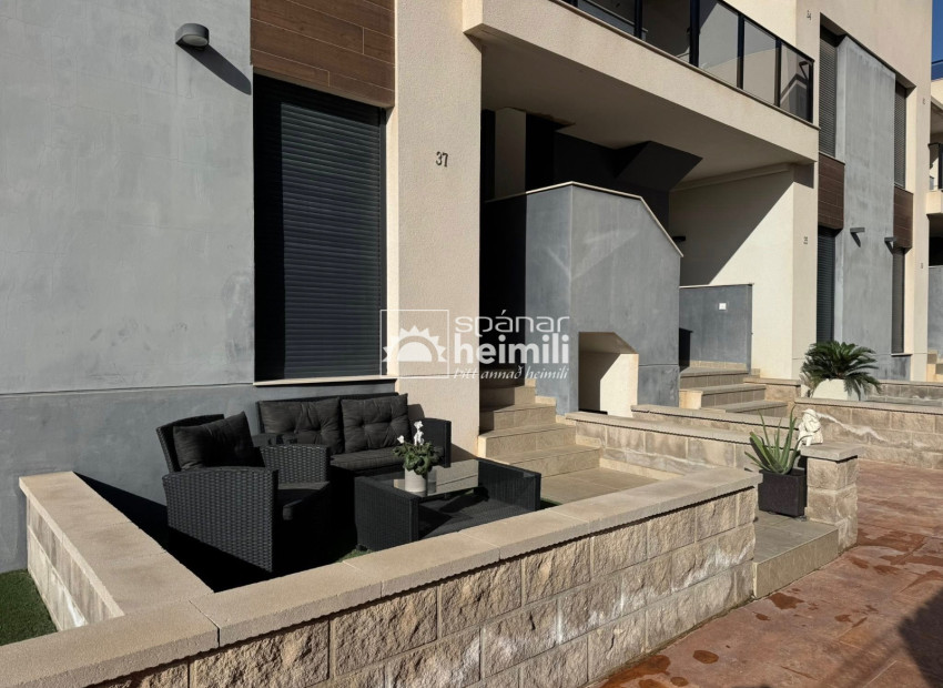 Resale - Apartment -
El Raso