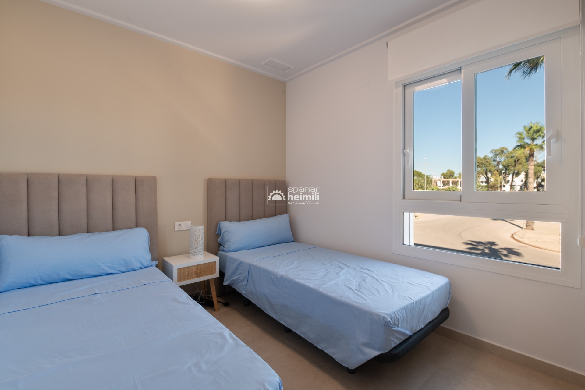 Resale - Apartment -
Guardamar/La Marina