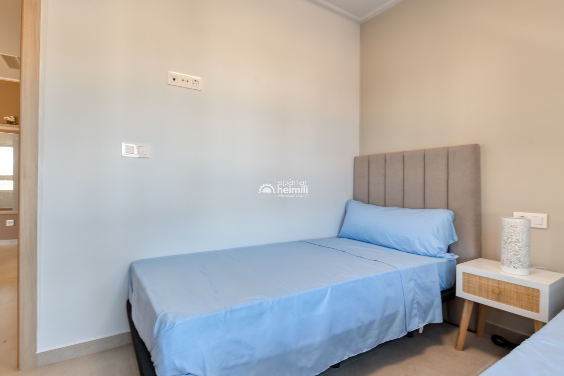 Resale - Apartment -
Guardamar/La Marina