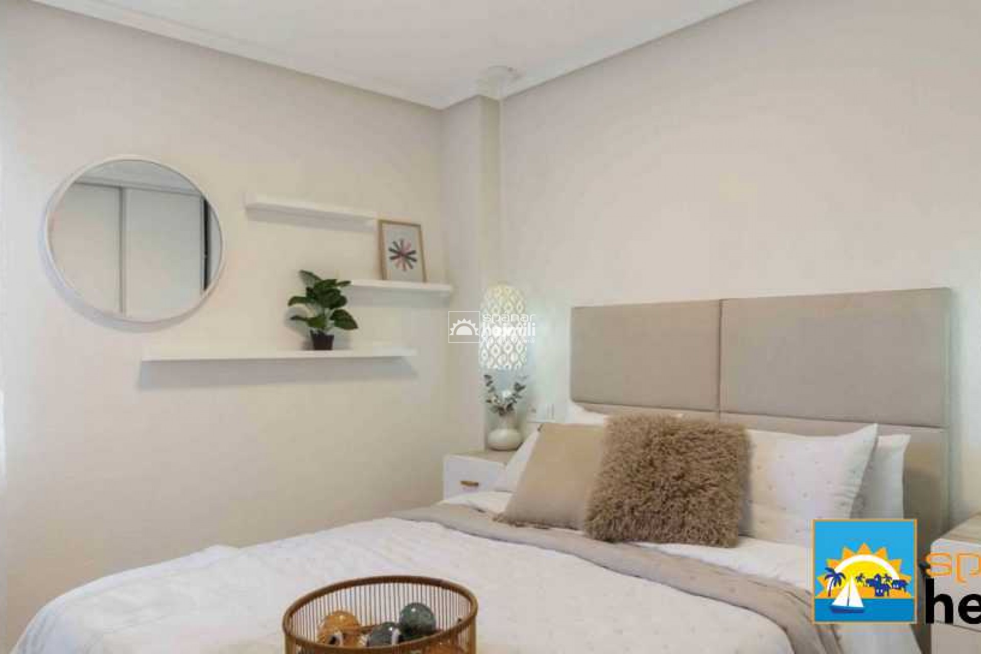 Resale - Apartment -
Guardamar/La Marina