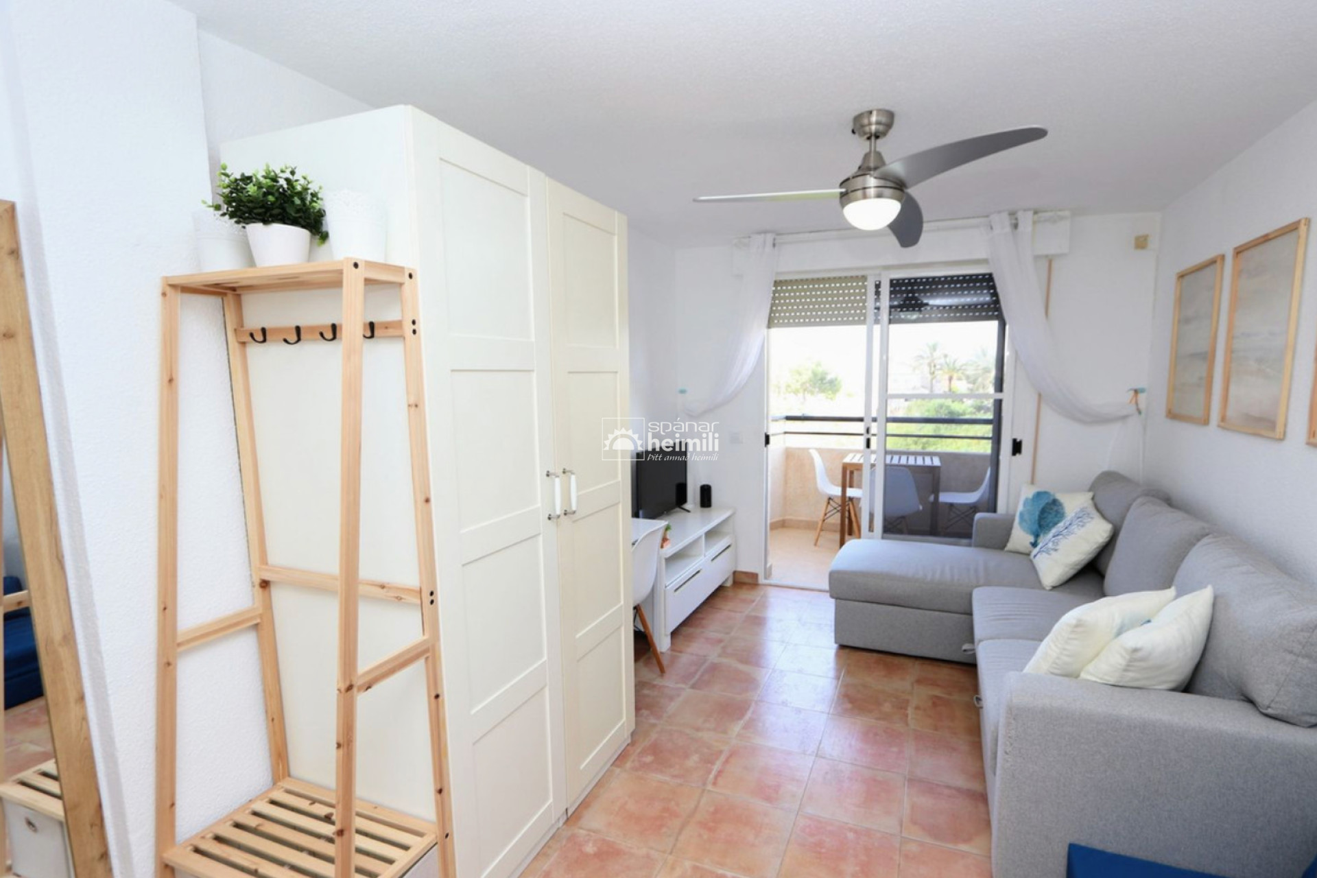 Resale - Apartment -
Mil Palmeras