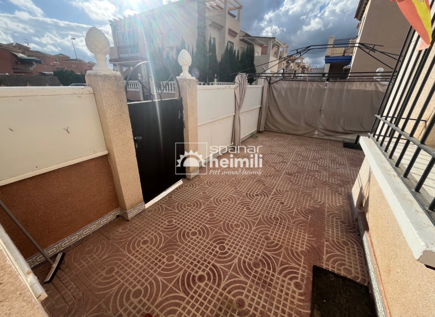 Resale - Apartment -
Playa flamenca