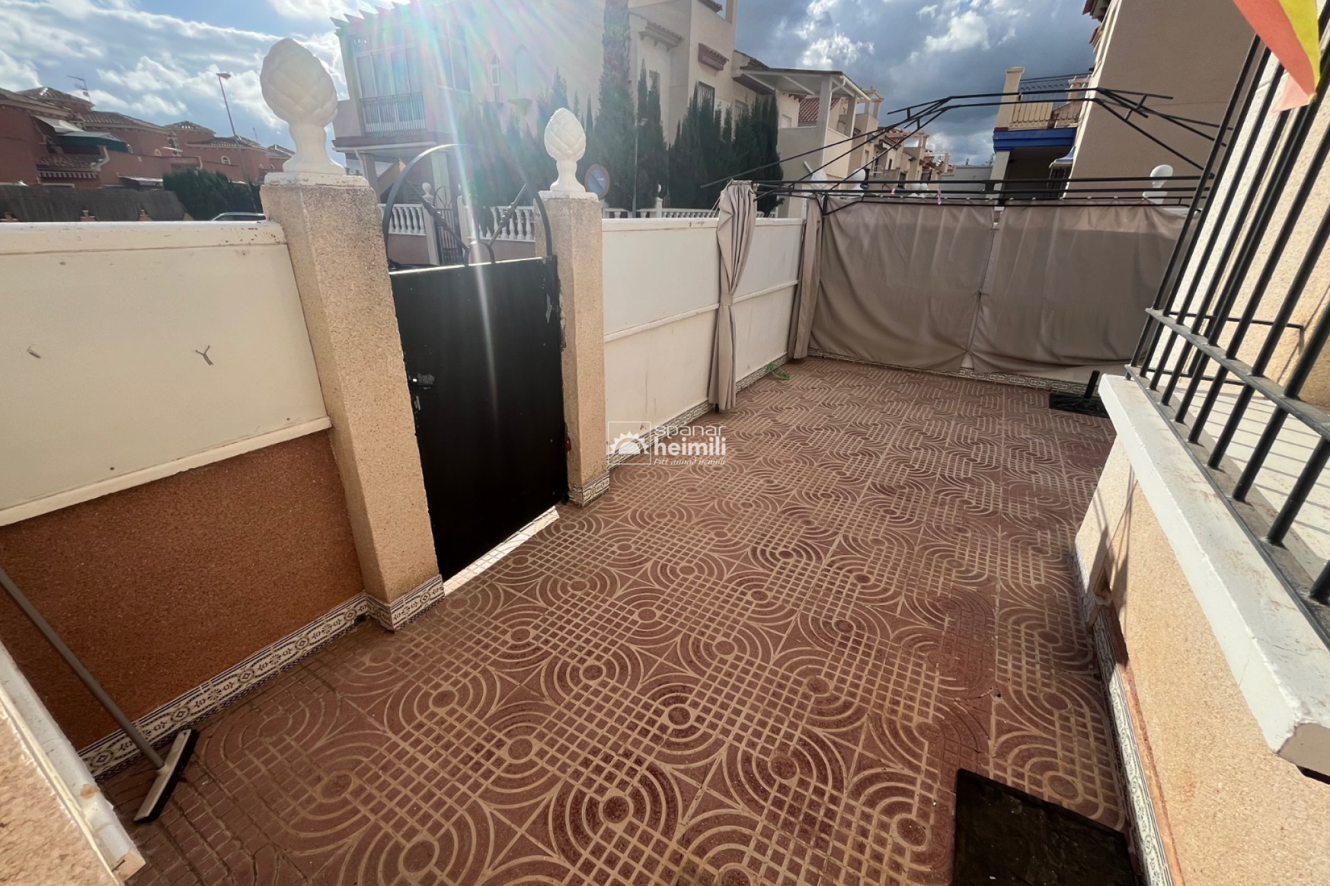 Resale - Apartment -
Playa flamenca