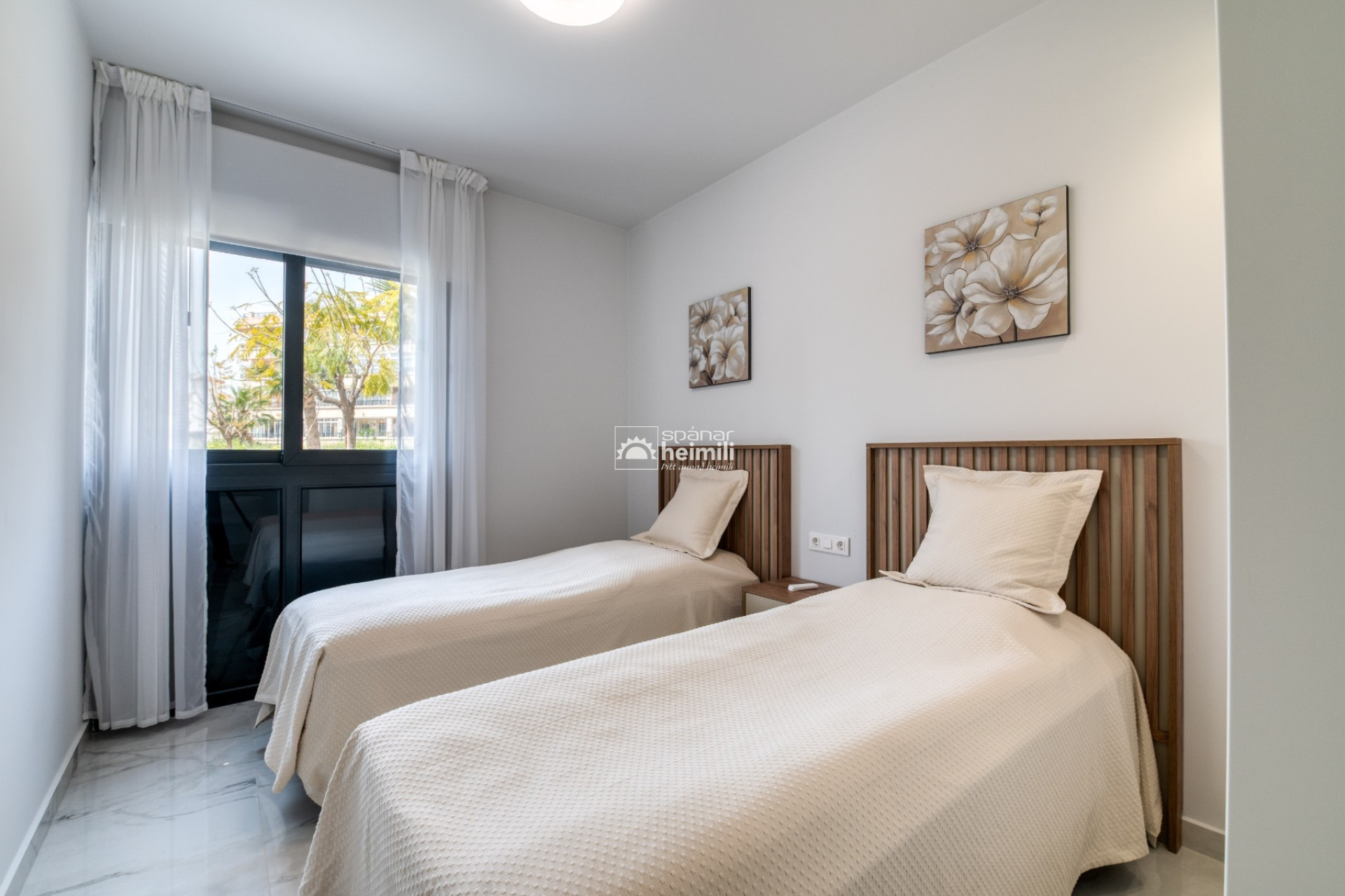 Resale - Apartment -
Playa flamenca