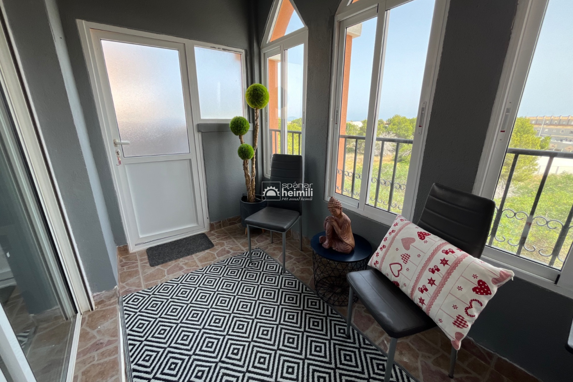 Resale - Apartment -
Playa flamenca