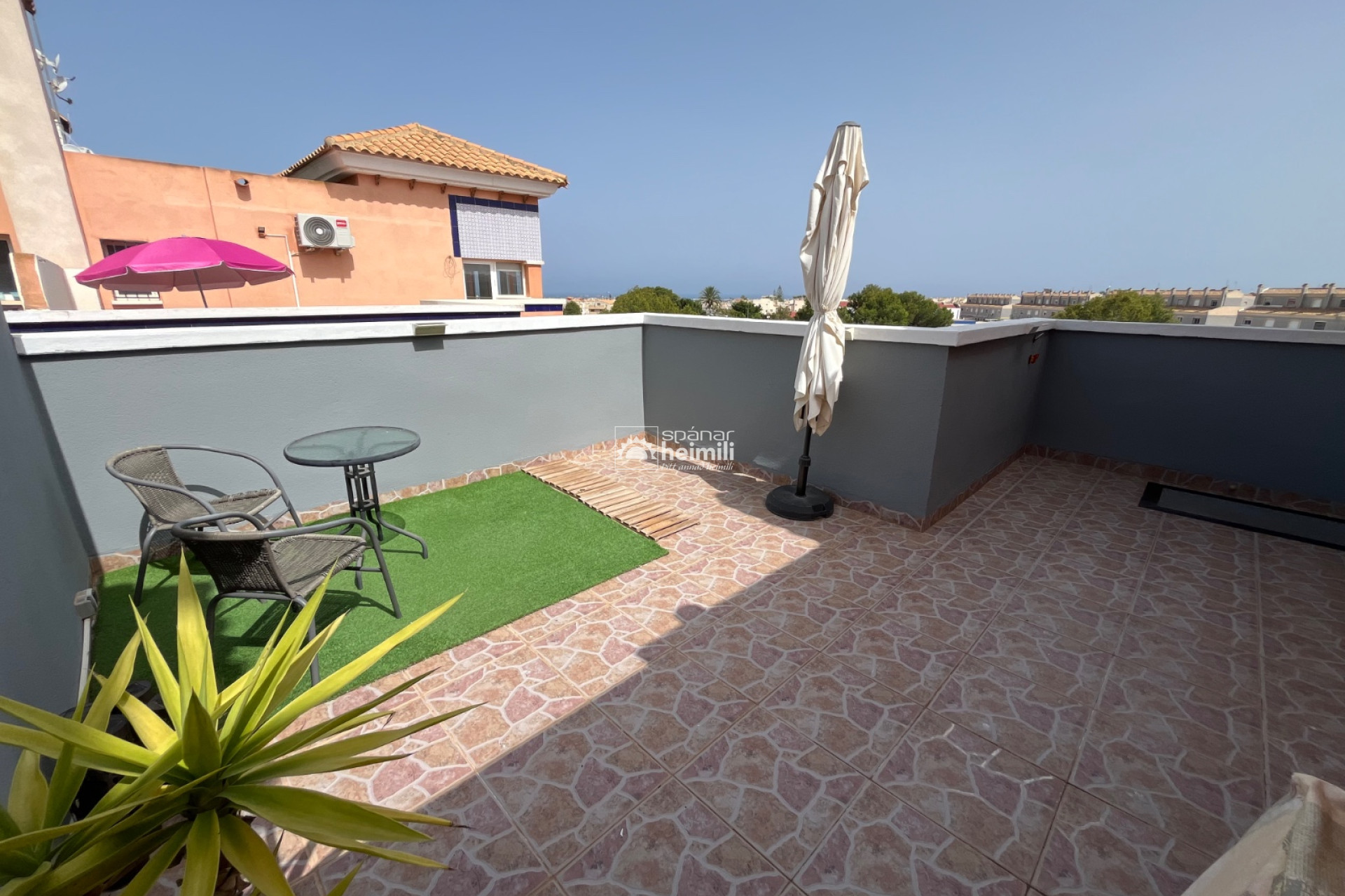 Resale - Apartment -
Playa flamenca