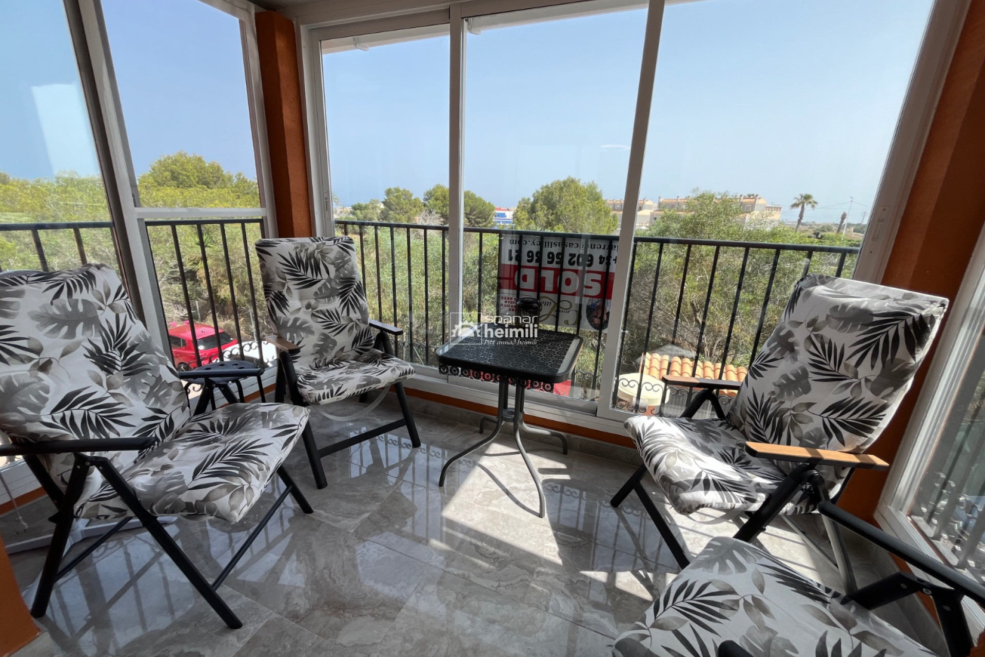 Resale - Apartment -
Playa flamenca