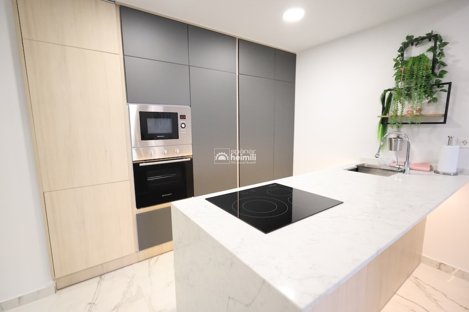 Resale - Apartment -
Playa flamenca