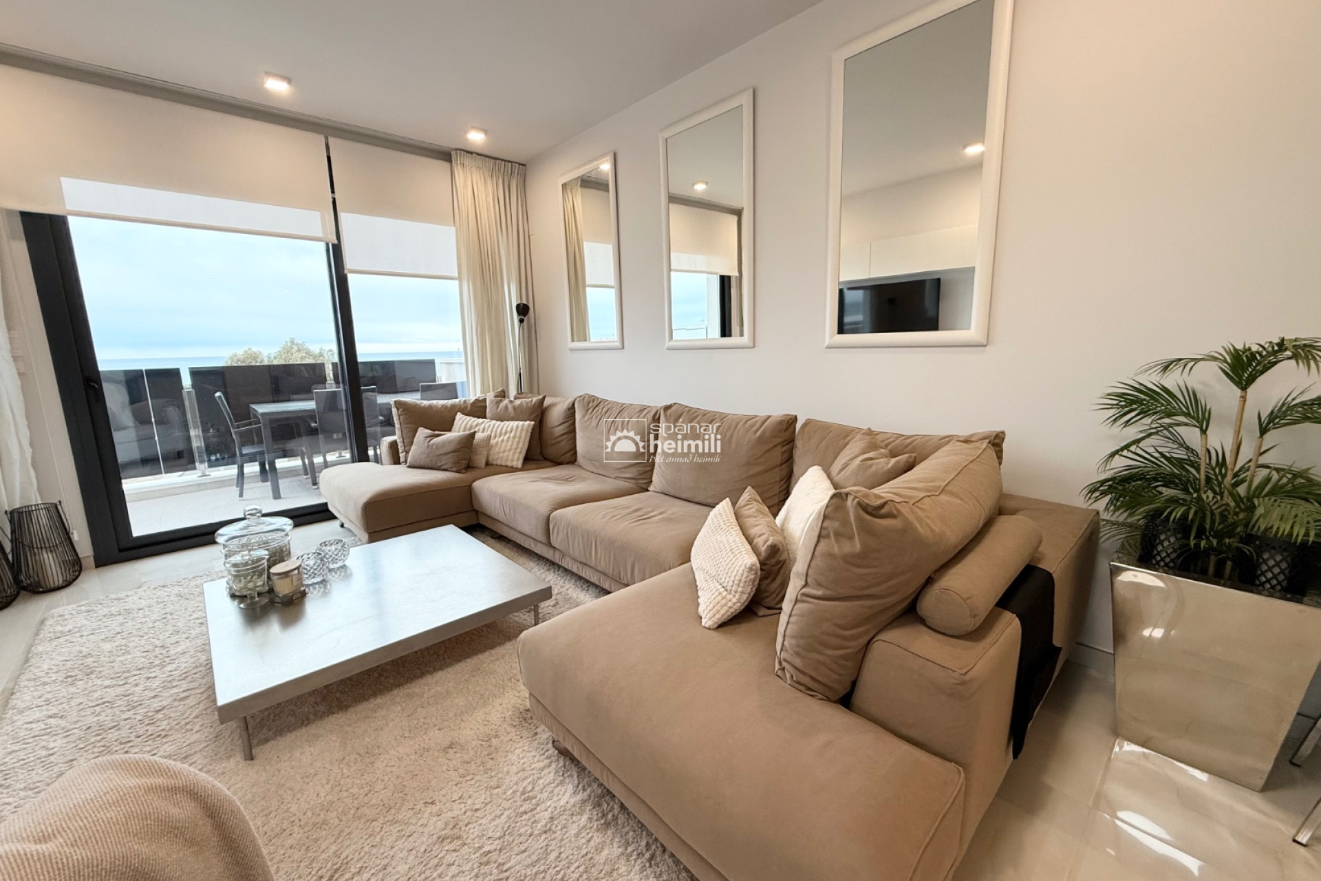 Resale - Apartment -
Playa flamenca