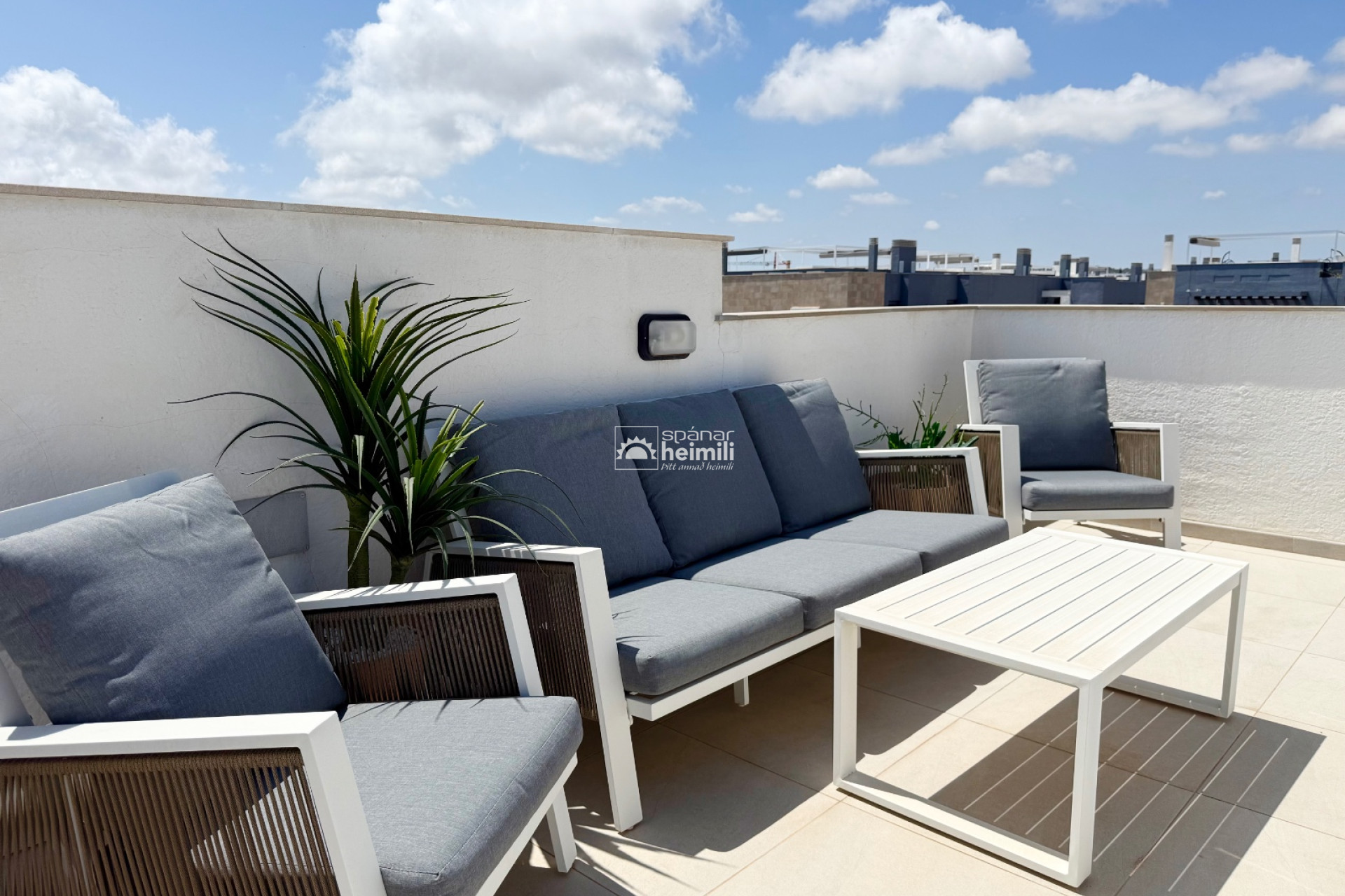 Resale - Apartment -
Playa flamenca