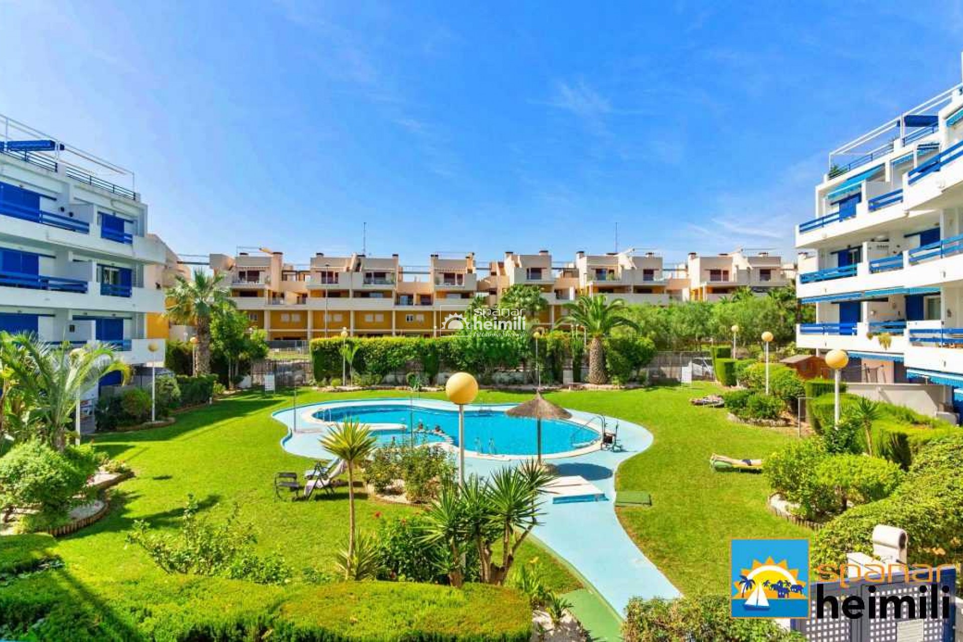 Resale - Apartment -
Playa flamenca