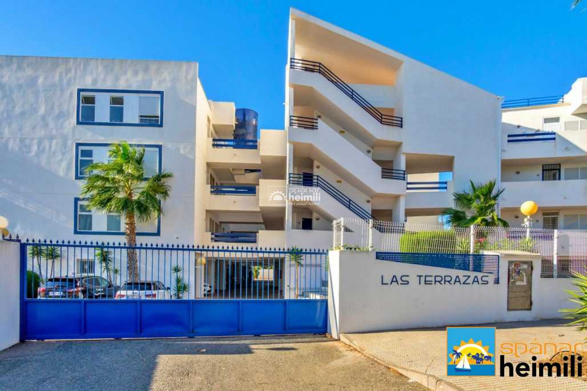 Resale - Apartment -
Playa flamenca