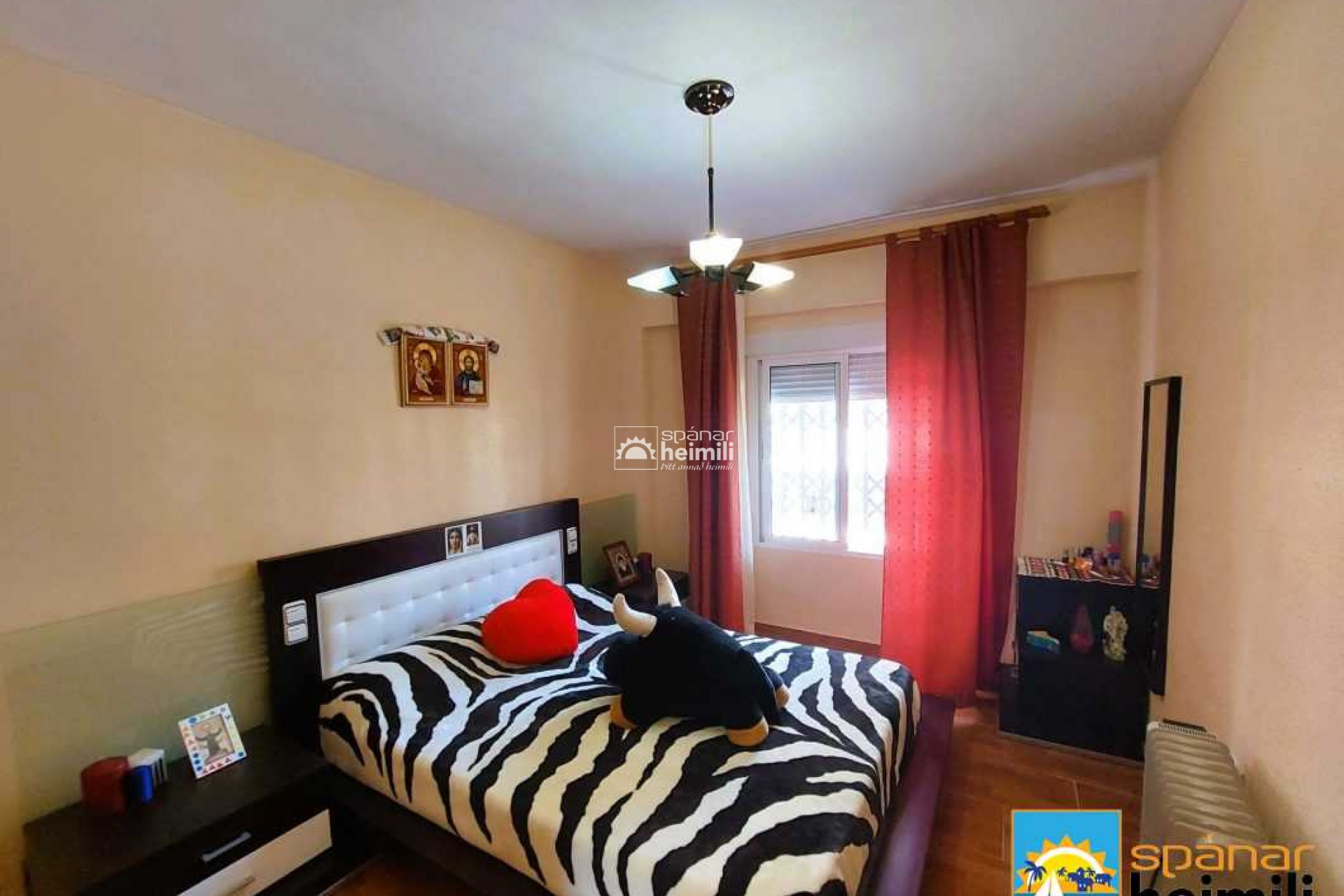 Resale - Apartment -
Punta Prima