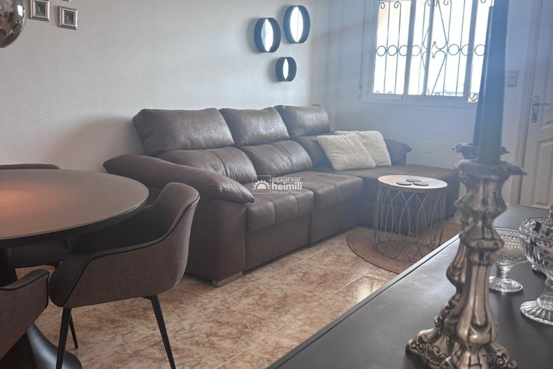 Resale - Apartment -
Punta Prima