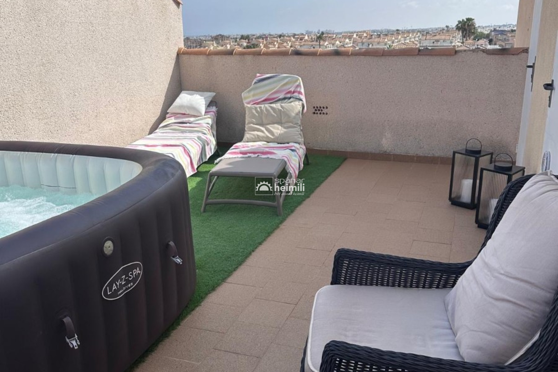 Resale - Apartment -
Punta Prima