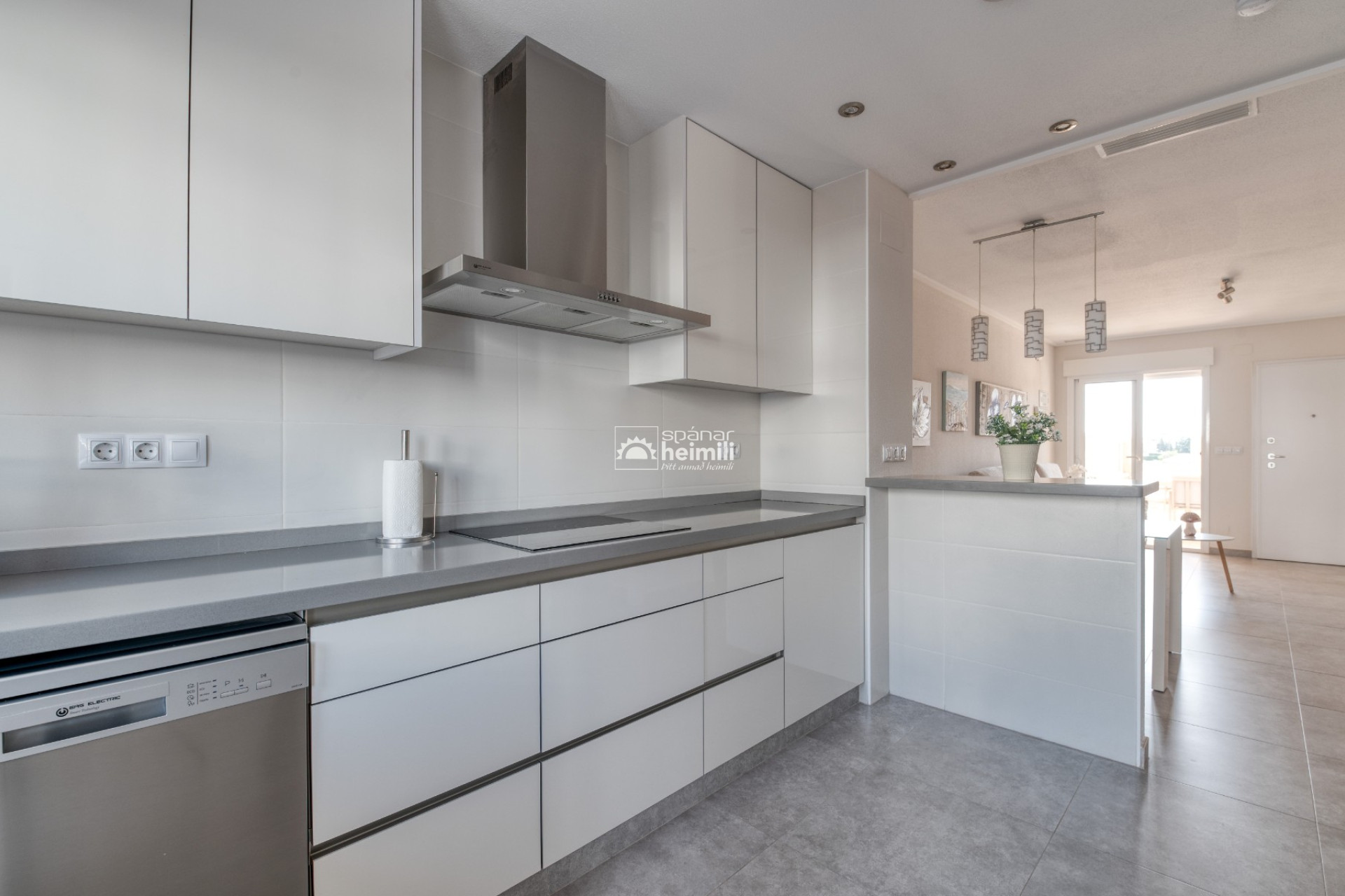 Resale - Apartment -
Punta Prima