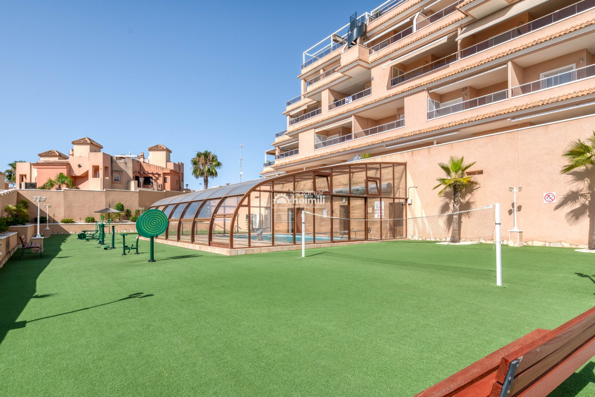 Resale - Apartment -
Punta Prima