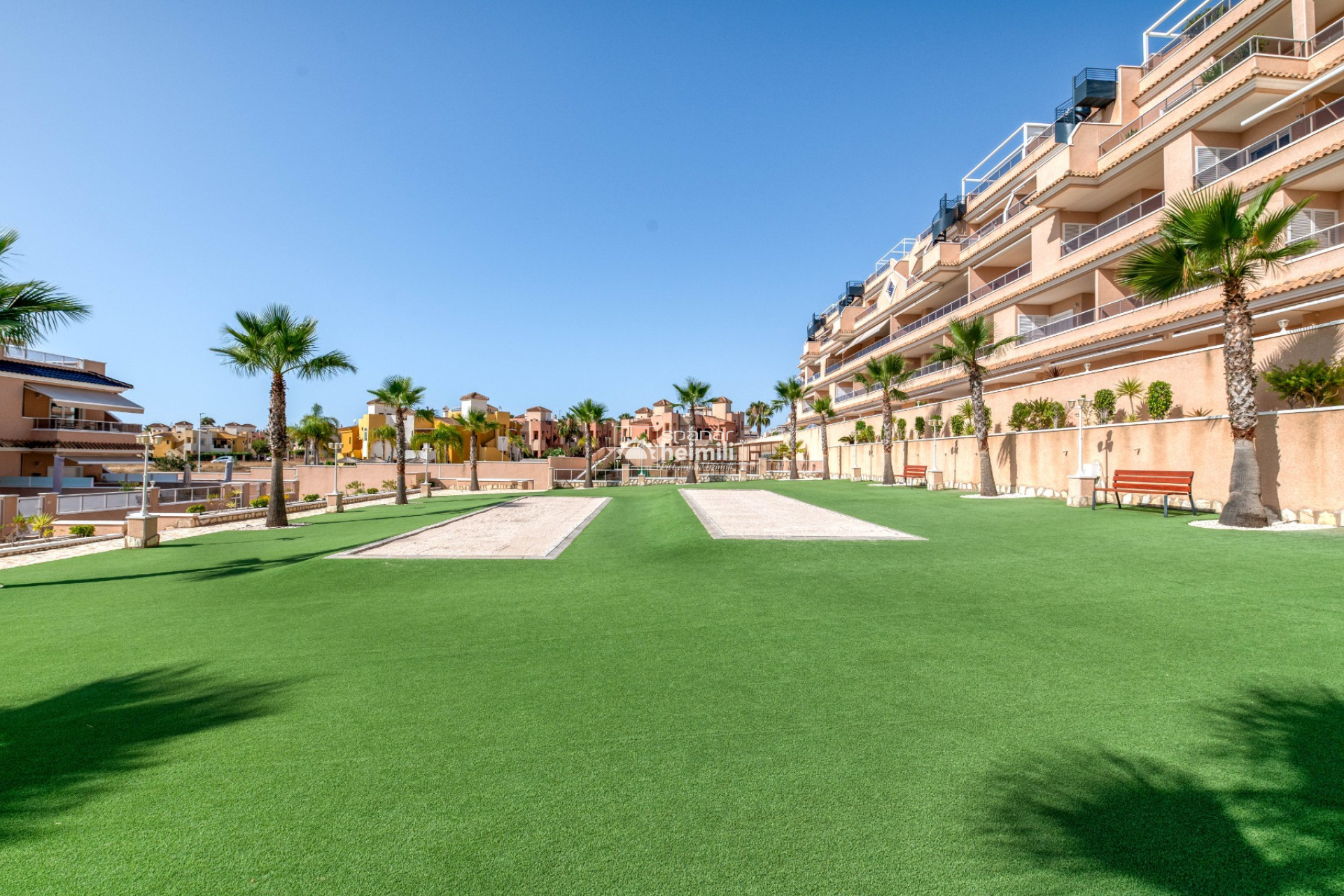 Resale - Apartment -
Punta Prima