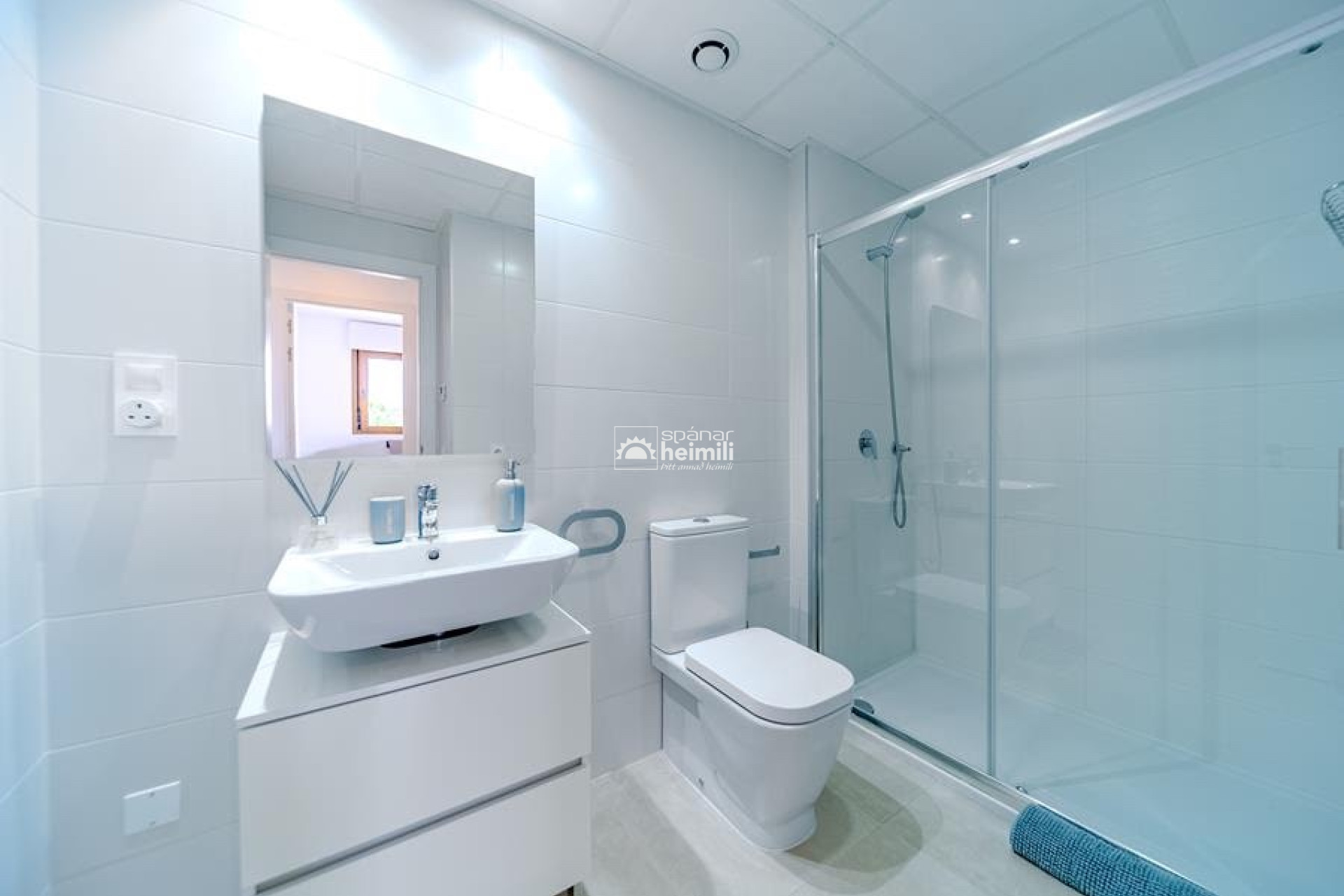 Resale - Apartment -
Punta Prima