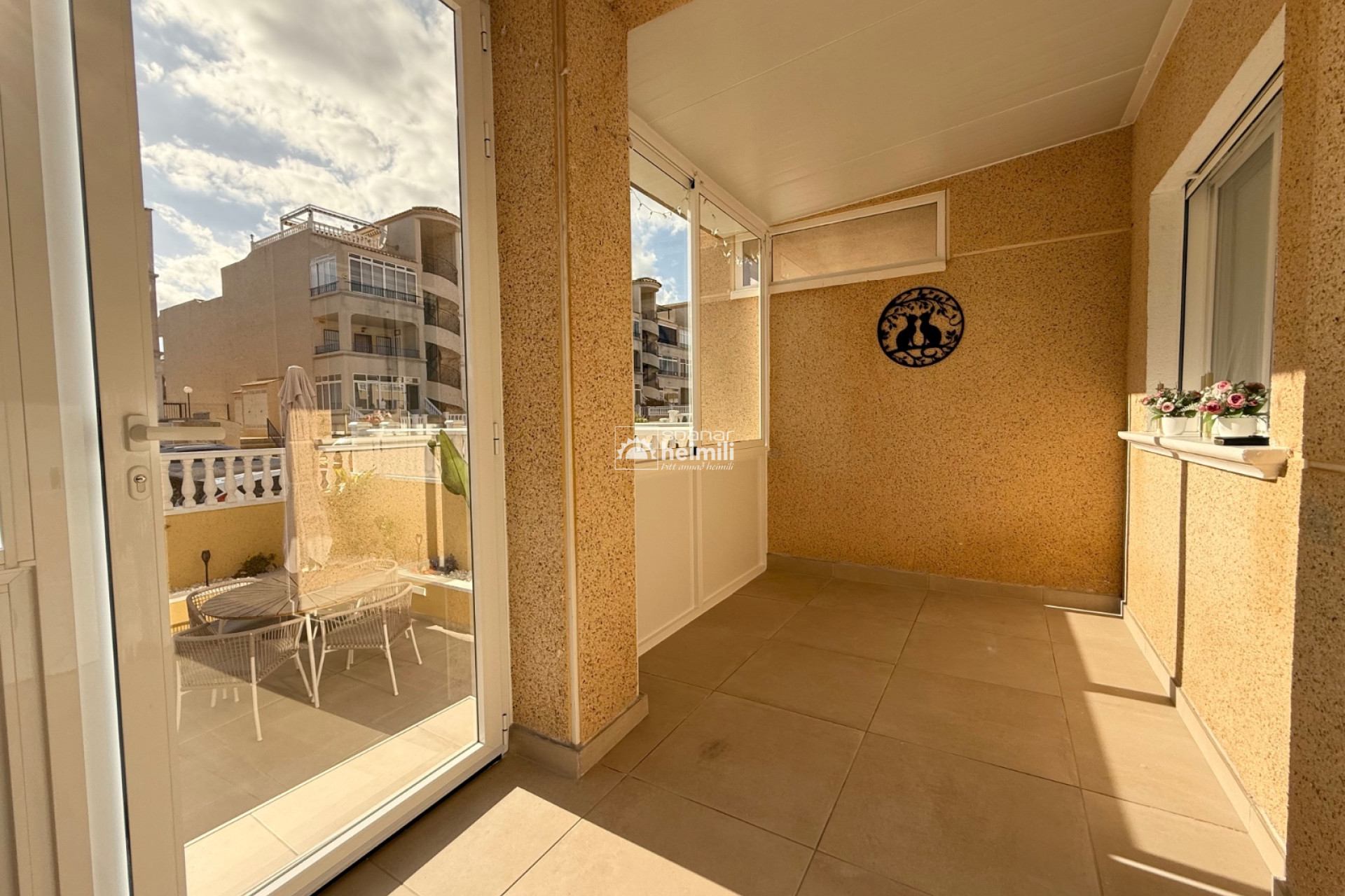 Resale - Apartment -
Punta Prima