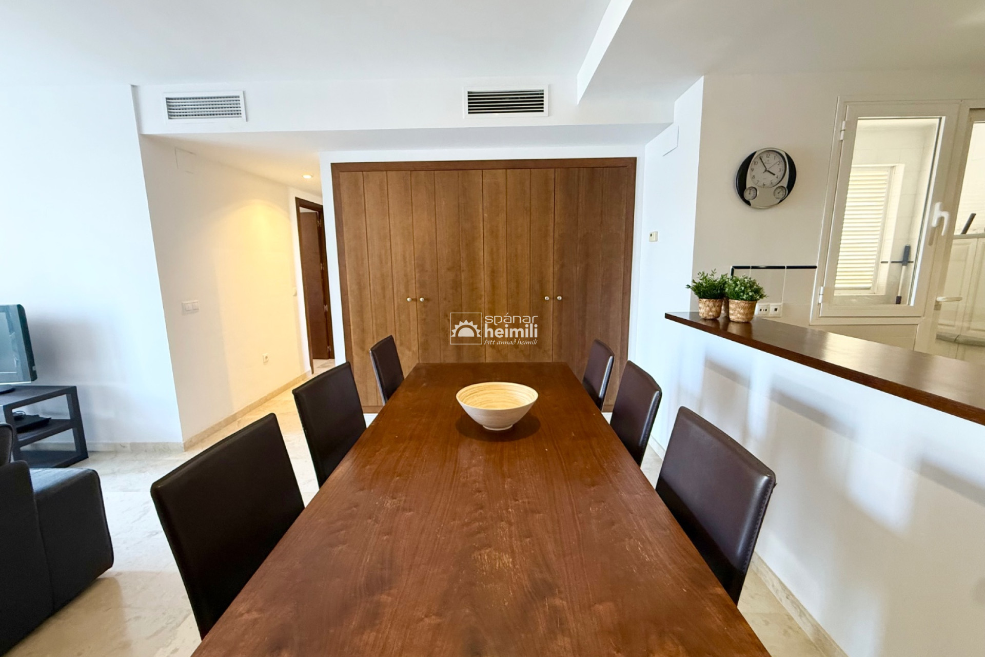 Resale - Apartment -
Punta Prima