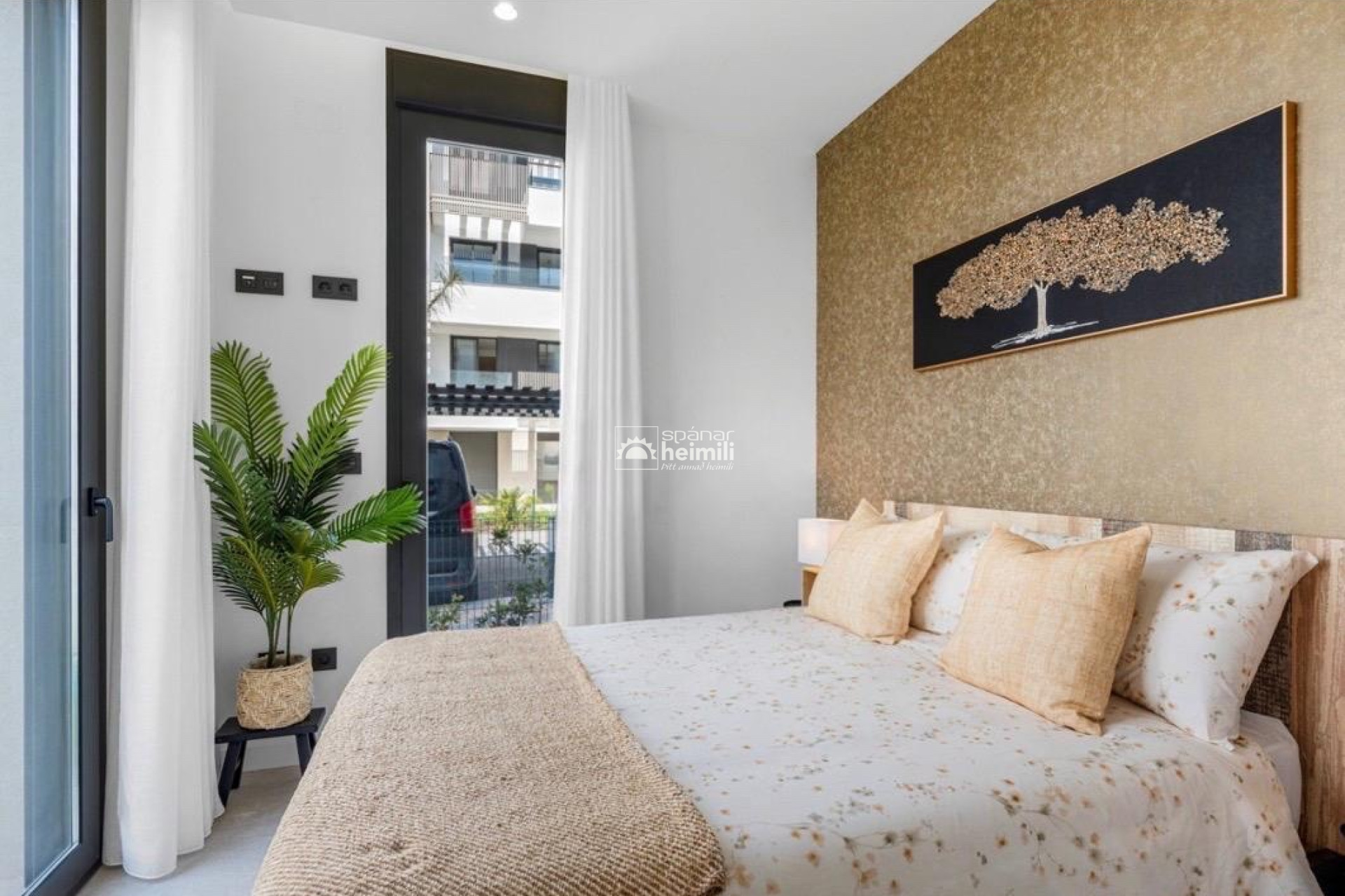 Resale - Apartment -
Santa Rosalia