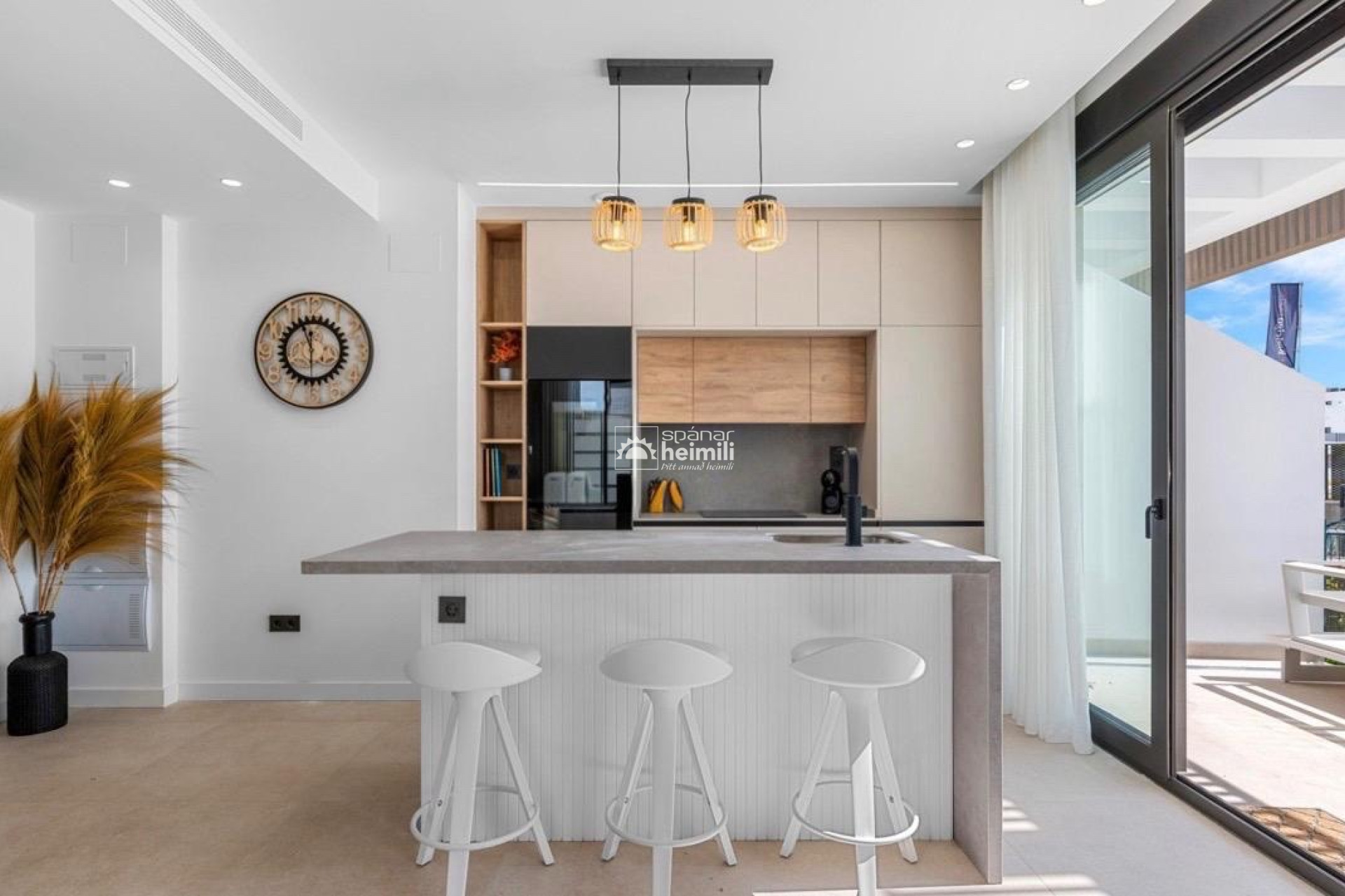 Resale - Apartment -
Santa Rosalia